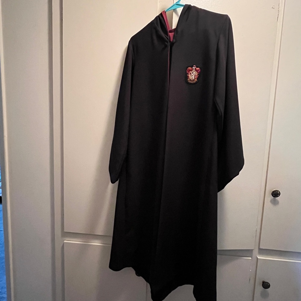 Warner Bros. Black and Red Harry Potter Robe